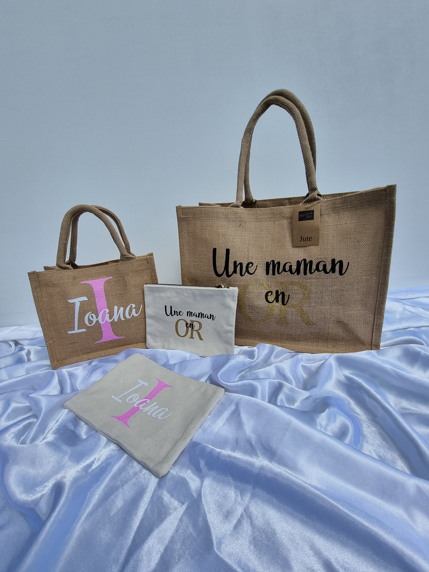 Les sacs et les trousses en toile de jute et cotton